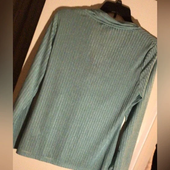 NWT - DKNY FRONT Crossover Blouse - Picture 5 of 5